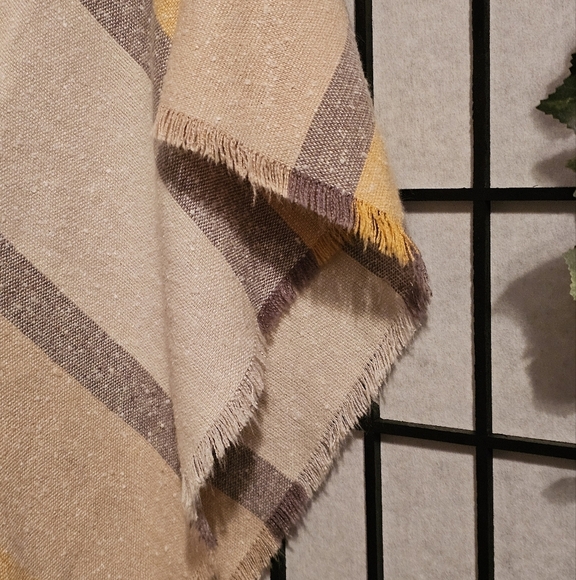 Shyanne Country Wear Neutral Striped Cape Shawl Knit Cardigan Womens Boho Chic - Picture 4 of 5